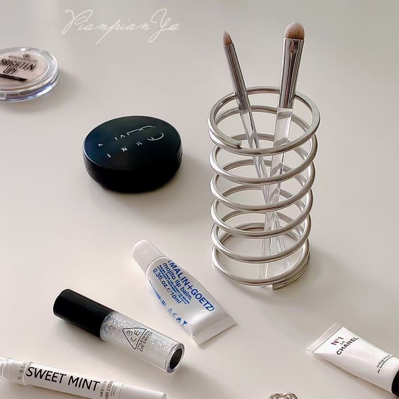Tempat Sikat Gigi Baja Tahan K - Tiny Home Bathroom Kit ulasan dan harga